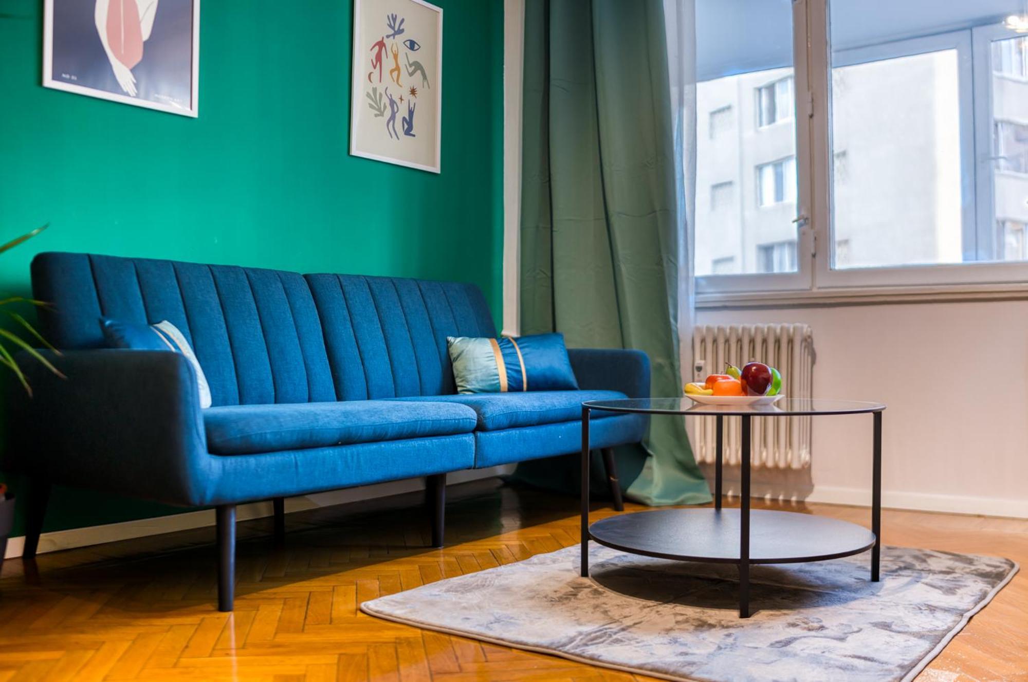 Hacienda Royal Palace - Central Designer Apartment Bucarest Esterno foto
