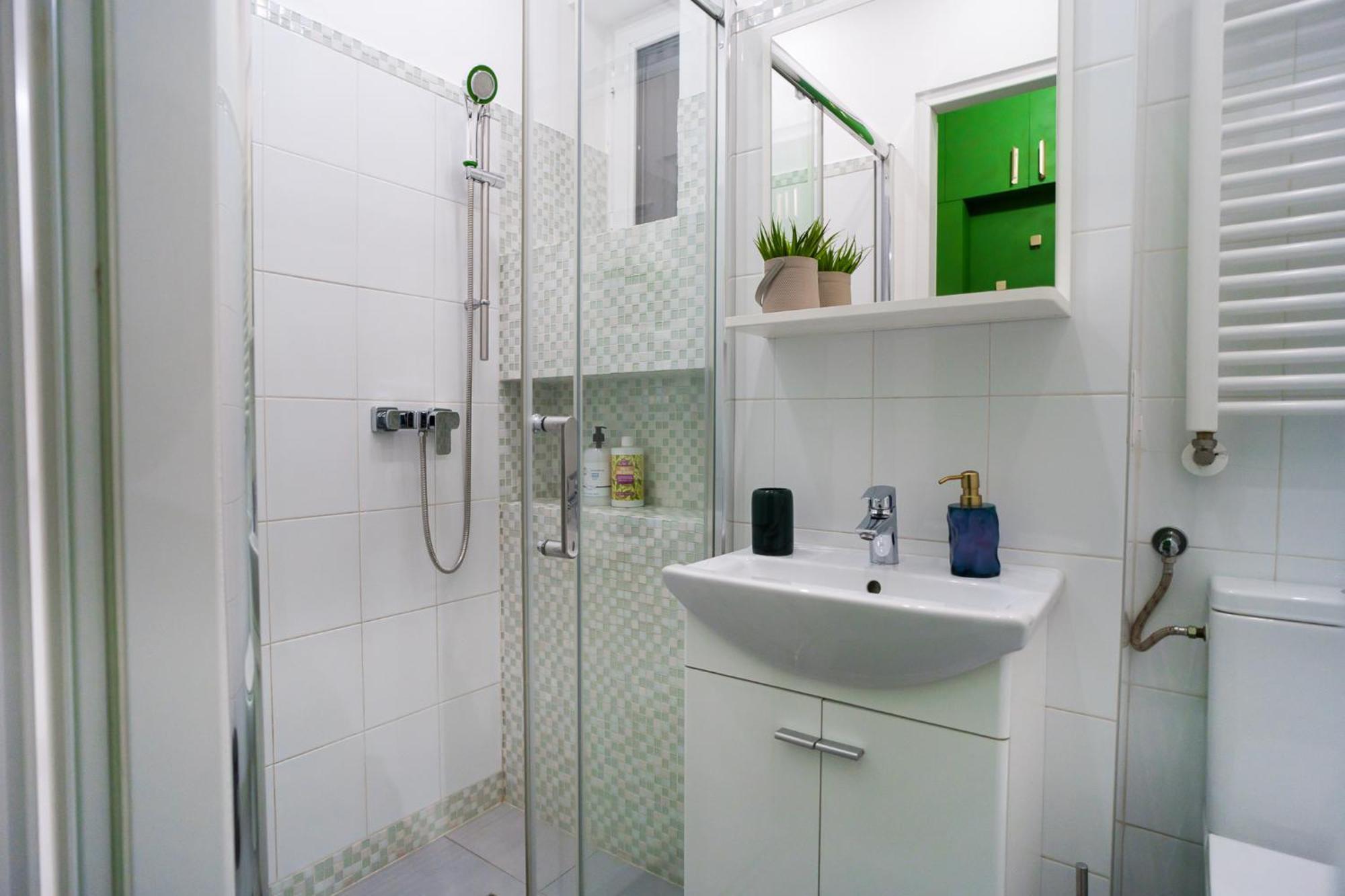 Hacienda Royal Palace - Central Designer Apartment Bucarest Esterno foto