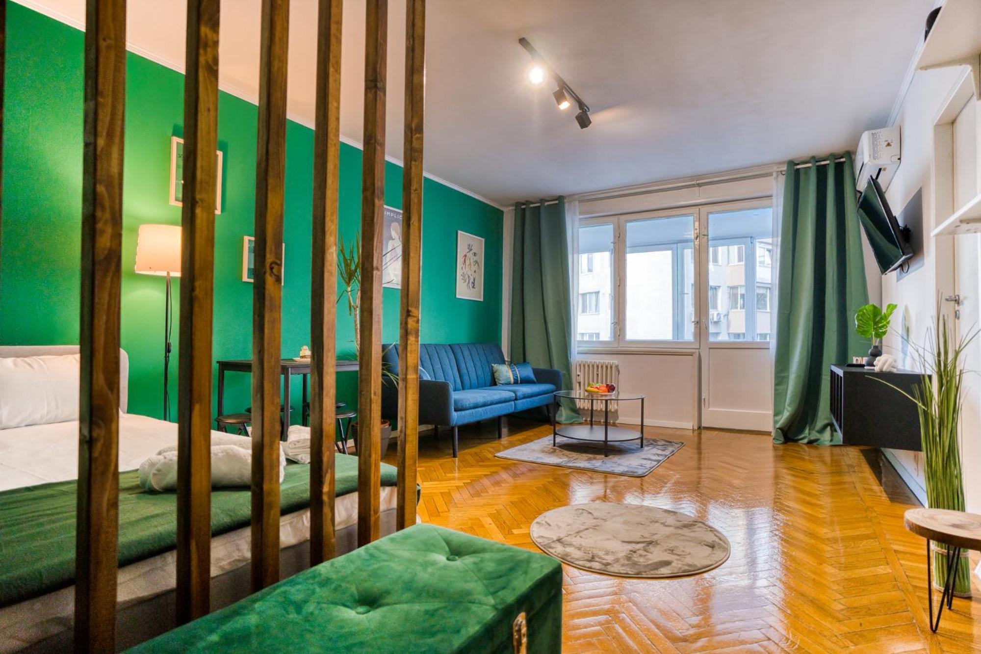 Hacienda Royal Palace - Central Designer Apartment Bucarest Esterno foto